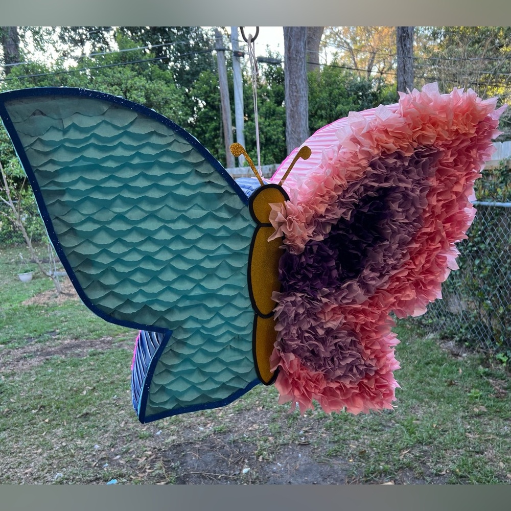 Butterfly 🦋 piñata